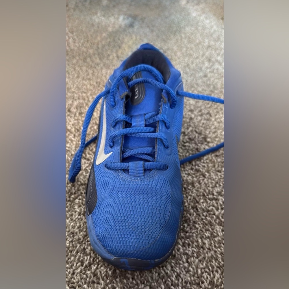 Nike Blue and Black Sneakers Lightweight Breathable Design